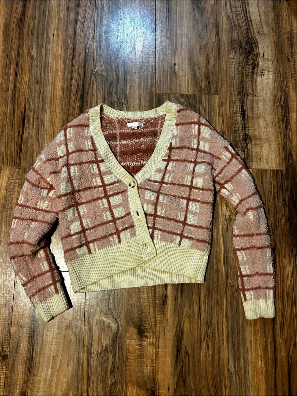 LC V-Neck Cropped Plaid Cardigan Sweater - Cream & Pink